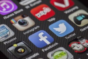Social Media Fast for Lent: Elevate Your Digital Detox 10 Social Media Fast for Lent: Elevate Your Digital Detox