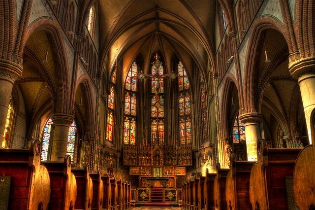Elements of a Catholic Thanksgiving Meal Prayer
