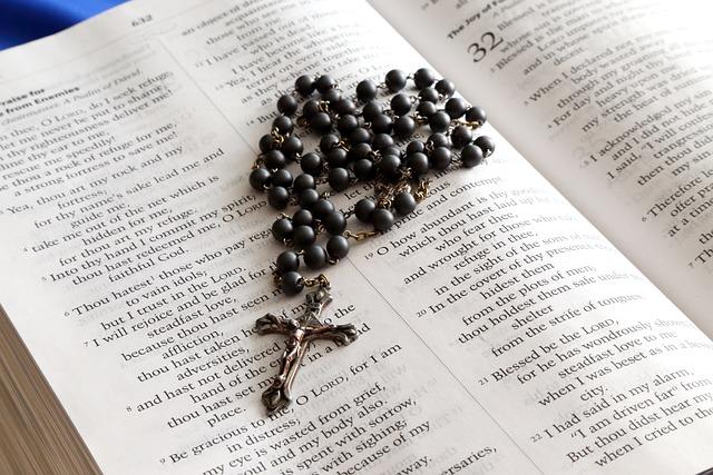 Rosary Friday with Litany: Elevate Your Spiritual Experience! 3 The Significance of the Rosary: Exploring its Spiritual Benefits