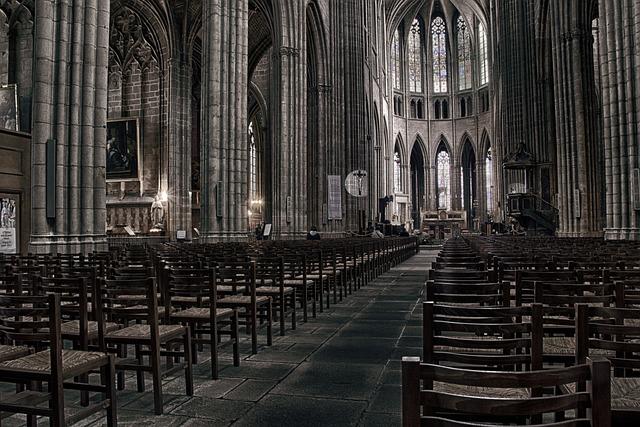 Our Lady of Lourdes Prayer for Healing: Seek Intercession Now! 5 How to Pray to Our Lady of Lourdes for Healing