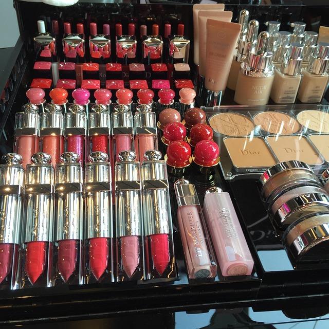 Luxury Alert: How Much Is the Dior Advent Calendar? 3 What Does the Dior Advent Calendar Contain?