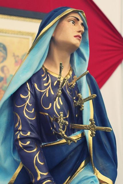 How to Pray Our Lady of Sorrows Rosary: Honoring the Blessed Virgin's Suffering 2 Understanding the significance of praying the Our Lady of Sorrows Rosary