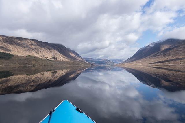 Meaningful Symbols: ⁤Enhancing His Bible with Personalized Images