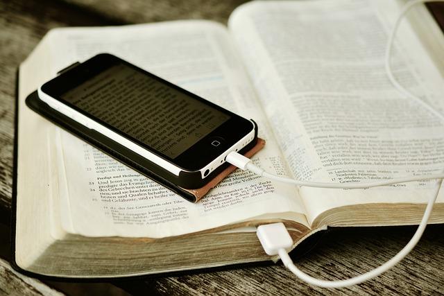 Online Oasis: Best Bibles on Amazon for Convenient Access 12 Choosing the Perfect Online Bible for Your Daily Devotions