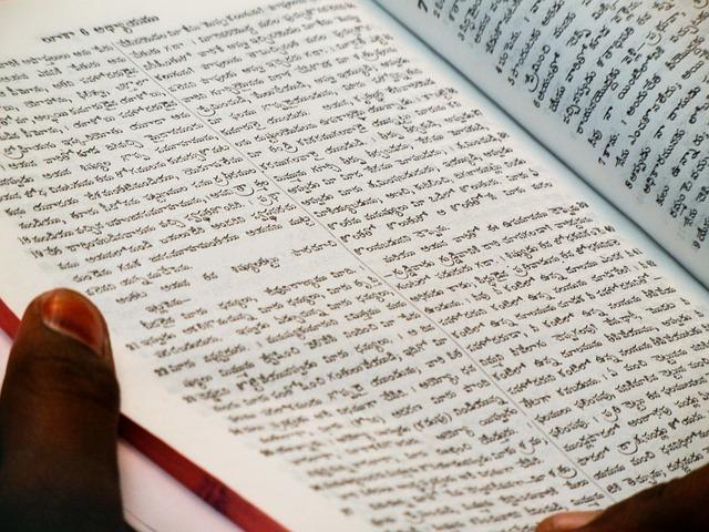 24/7 Access to Bible Translations in​ Multiple Languages
