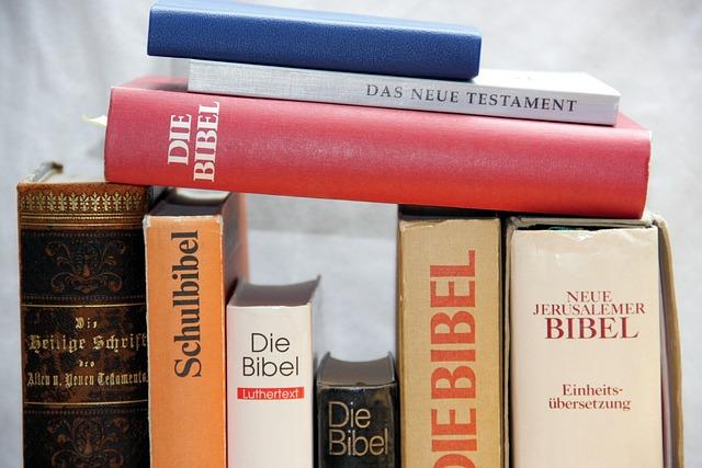 Choosing Between Local Christian Bookstores and Big Retailers