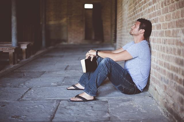 Maximize Study: Best Study Bibles ESV Edition Revealed! 3 Comparing Various ESV Study Bibles to Help You Choose the Right One