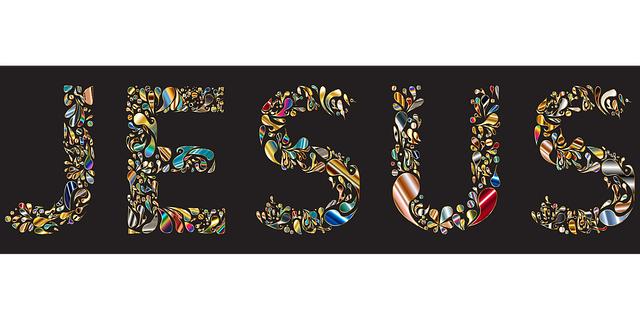 Names of Jesus Advent Ornaments: Decorate Your Tree with Meaningful Symbols! 8 Creating a Meaningful Display with Names of Jesus Advent Ornaments